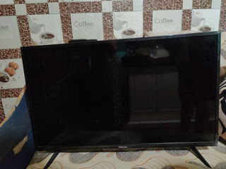 Hisense smart tv 32"