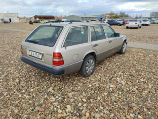 Mercedes Series (W124) foto 2