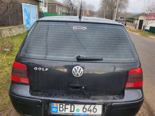 Volkswagen Golf foto 2