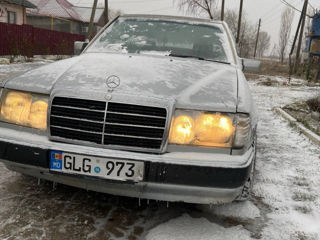 Mercedes Series (W124) foto 3