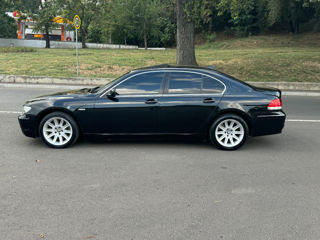 BMW 7 Series foto 1