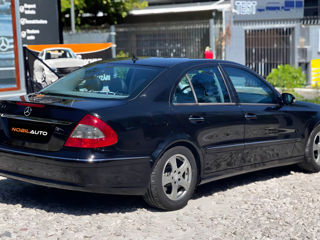 Mercedes E-Class foto 5