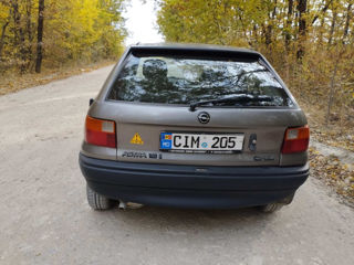 Opel Astra foto 3