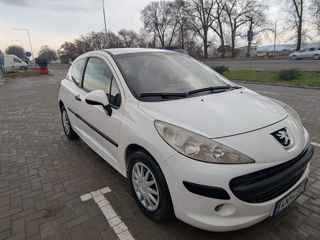 Peugeot 207 фото 6