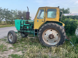 Tractor in stare de lucru.