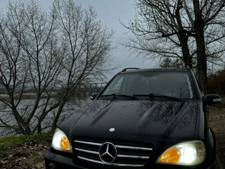 Mercedes M-Class