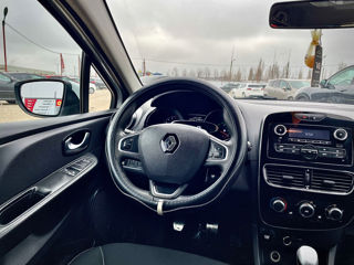 Renault Clio foto 14