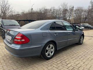 Mercedes E-Class foto 2