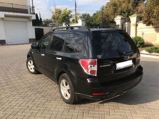 Subaru Forester foto 2