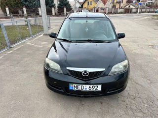 Mazda 2 foto 2