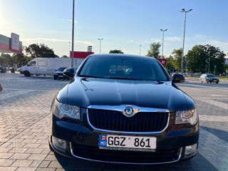 Skoda Superb foto 2