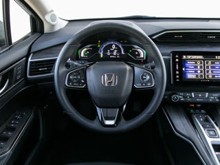 Honda Clarity foto 2