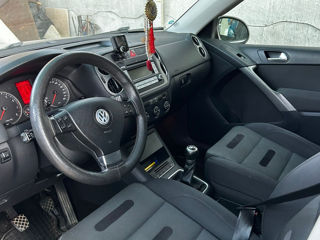 Volkswagen Tiguan foto 3