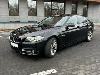 BMW 5 Series foto 4