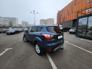 Ford Kuga foto 6