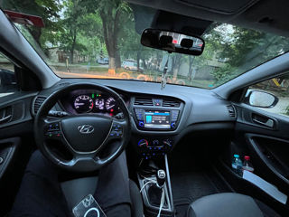 Hyundai i20 фото 6