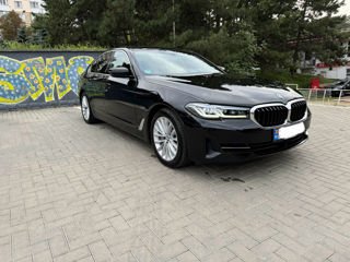 BMW 5 Series foto 2