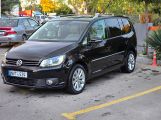 Volkswagen Touran foto 3