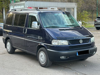 Volkswagen Caravelle foto 3