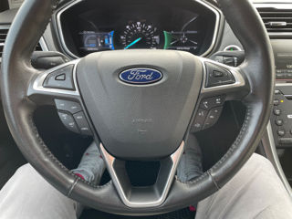 Ford Fusion foto 18