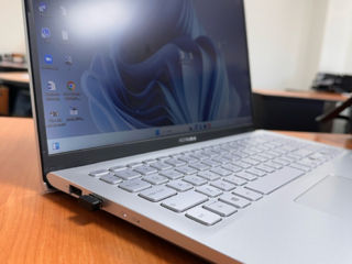 ASUS VivoBook foto 3