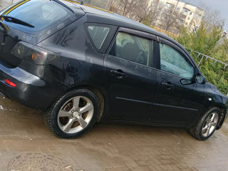 Mazda 3 foto 3