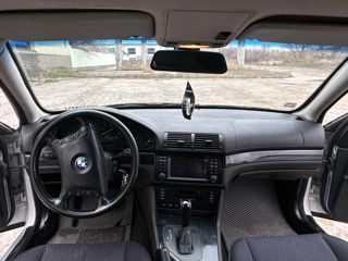 BMW 5 Series foto 7