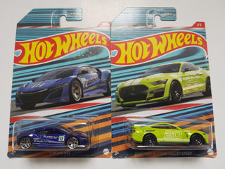 Hot Wheels Mainline / Basic Collection foto 3