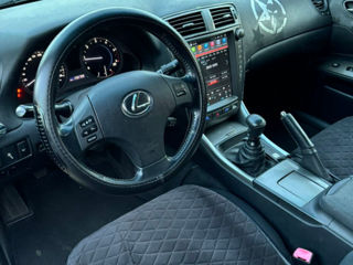 Lexus IS Series foto 7