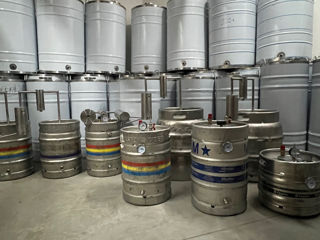 Keg din inox de sub bere. foto 2