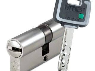 Cilindri mul-t-lock securizate foto 4