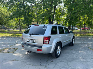 Jeep Grand Cherokee фото 4