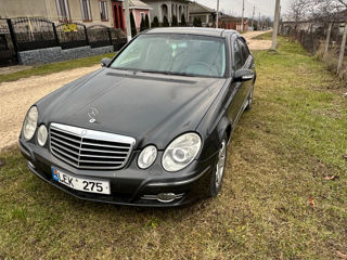 Mercedes E-Class foto 4