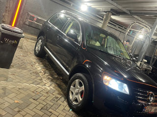 Volkswagen Touareg foto 8