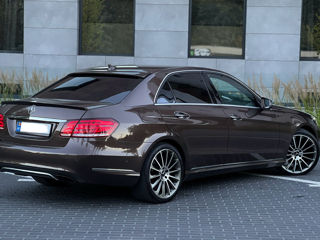 Mercedes E-Class foto 3