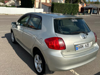 Toyota Auris foto 3