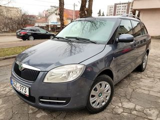 Skoda Fabia foto 1