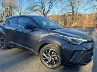 Toyota C-HR foto 3