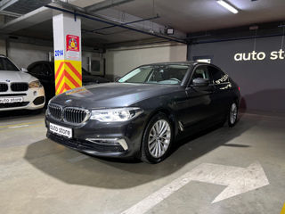 BMW 5 Series foto 1