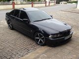 BMW 5 Series foto 1