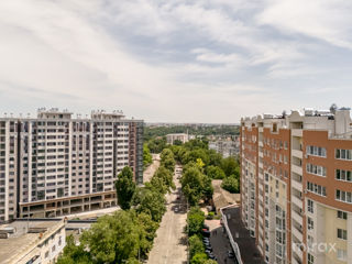 Apartament cu 2 camere, 74 m², Buiucani, Chișinău foto 5