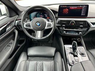 BMW 5 Series foto 9
