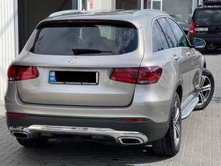 Mercedes GLC foto 3