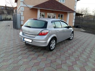 Opel Astra foto 3