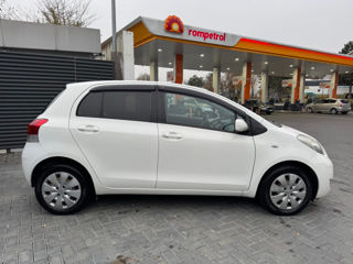 Toyota Yaris foto 5