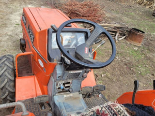 Tractor kubota foto 8