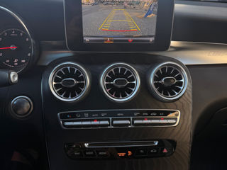 Mercedes GLC foto 18