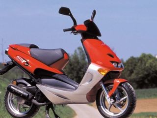 Aprilia SR 50 foto 4