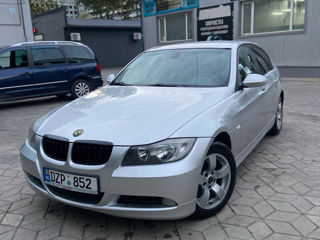 BMW 3 Series foto 2