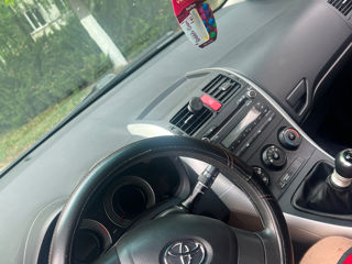 Toyota Auris foto 4